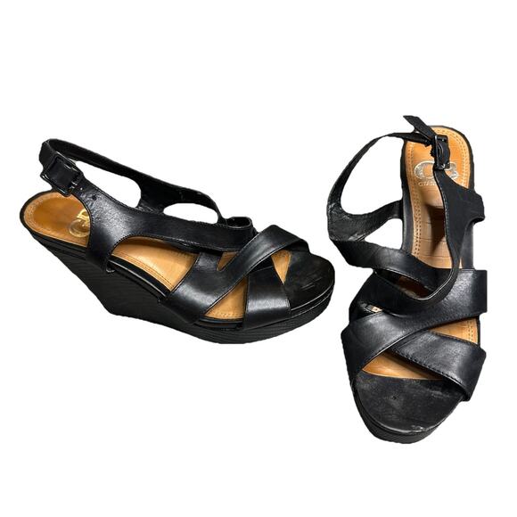 GB Gianni Bini Black Leather Strappy Wedge Heel ~Size 8 - Picture 1 of 6